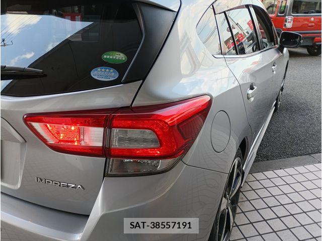 Subaru IMPREZA 2017-02 7454950-6