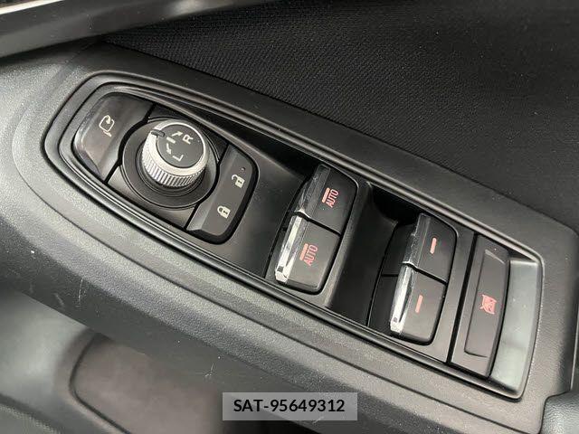 Subaru IMPREZA 2017-03 7562258-23