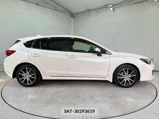 Subaru IMPREZA 2017-01 7617175-3