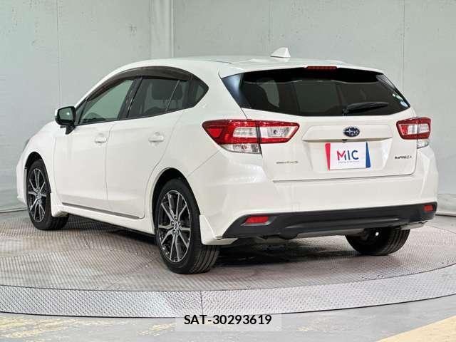 Subaru IMPREZA 2017-01 7617175-6