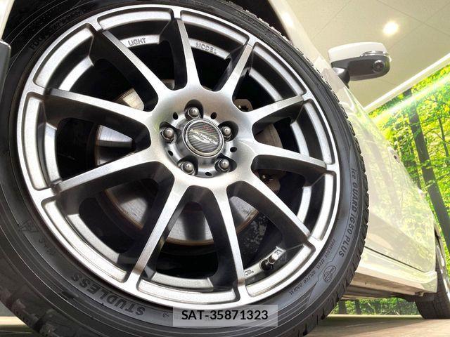 Subaru IMPREZA 2018-06 7724315-12