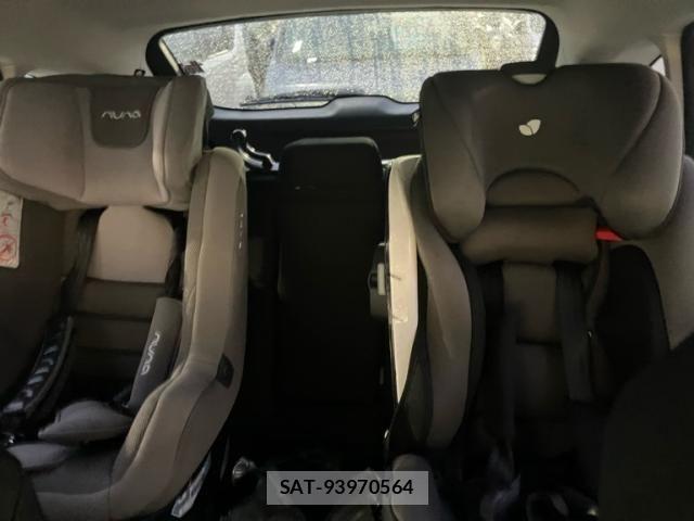 Subaru IMPREZA 2016-07 7724326-11