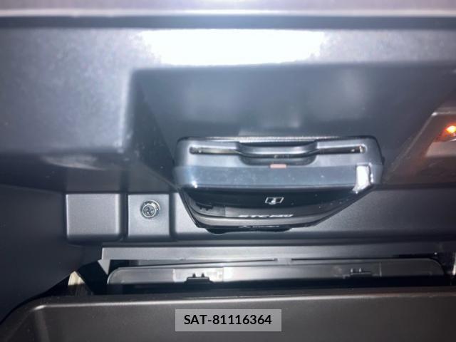 Subaru IMPREZA 2018-06 7876962-25