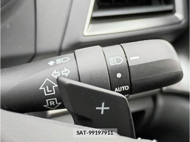 Subaru IMPREZA 2018-08 7962111-14