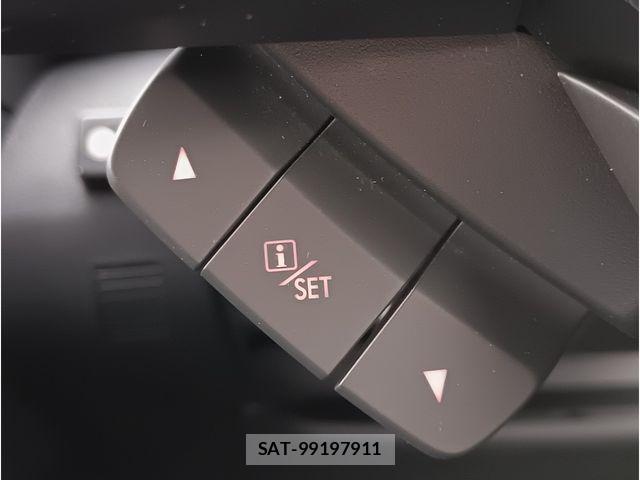 Subaru IMPREZA 2018-08 7962111-17