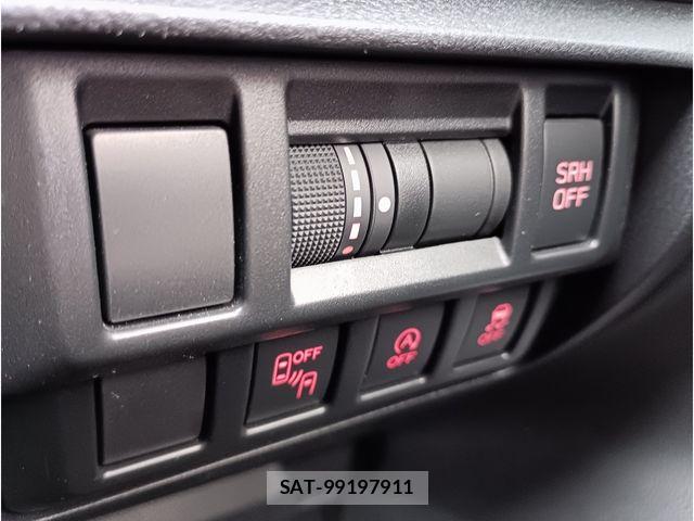 Subaru IMPREZA 2018-08 7962111-18