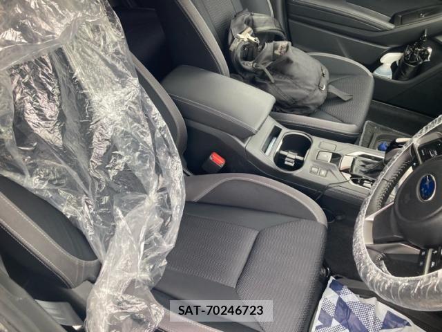 Subaru IMPREZA 2017-01 7962112-12