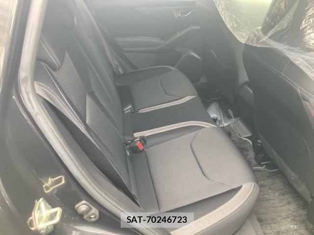 Subaru IMPREZA 2017-01 7962112-13