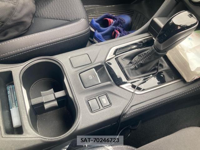 Subaru IMPREZA 2017-01 7962112-22