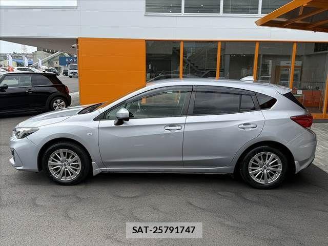Subaru IMPREZA 2017-12 7979540-11