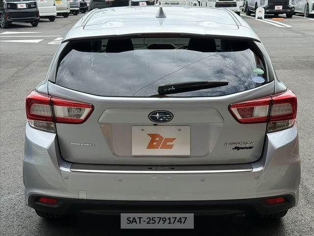 Subaru IMPREZA 2017-12 7979540-13