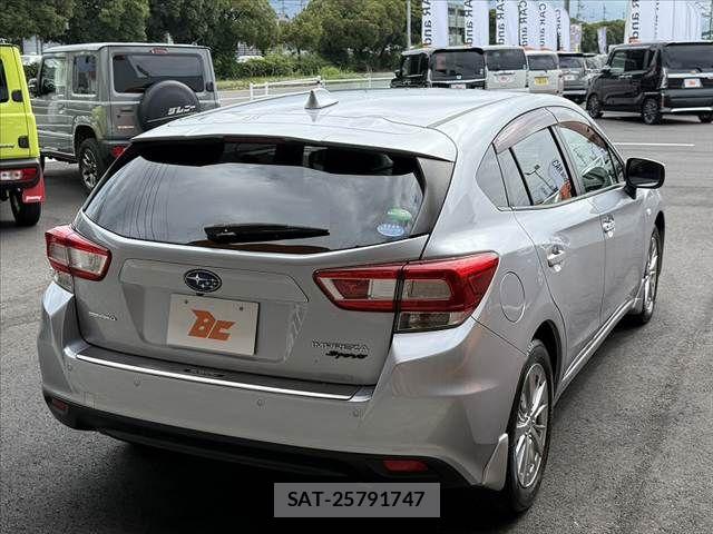 Subaru IMPREZA 2017-12 7979540-14