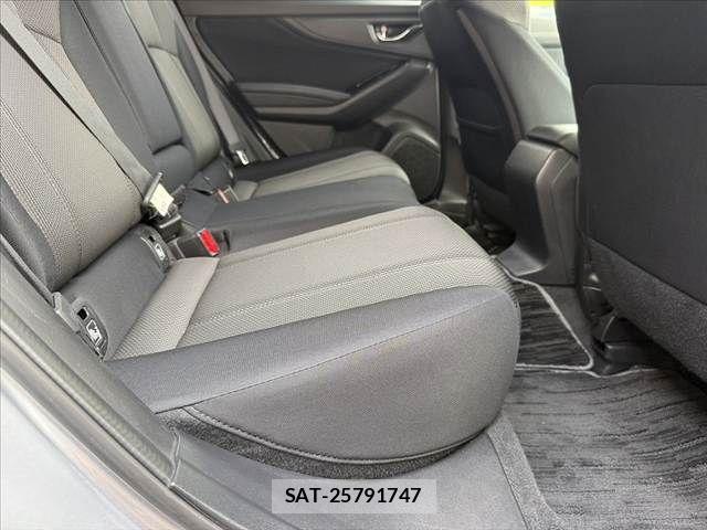 Subaru IMPREZA 2017-12 7979540-17