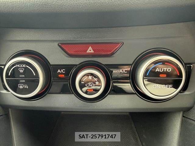 Subaru IMPREZA 2017-12 7979540-22