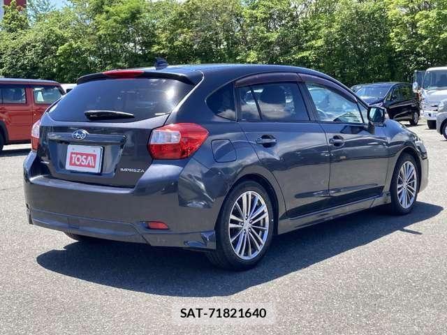 Subaru IMPREZA 2012-02 7979541-4