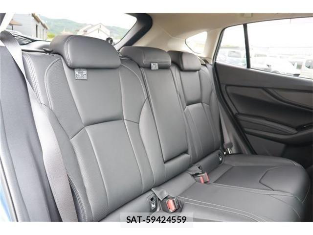 Subaru IMPREZA 2017-11 7979534-11