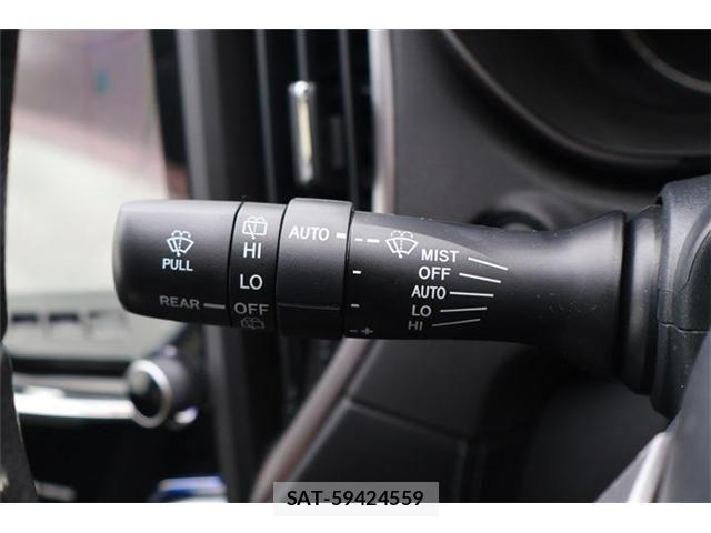 Subaru IMPREZA 2017-11 7979534-25