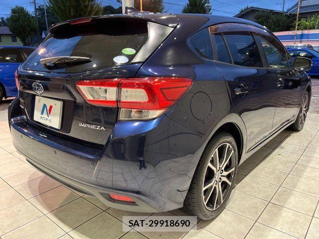 Subaru IMPREZA 2018-01 8036059-15