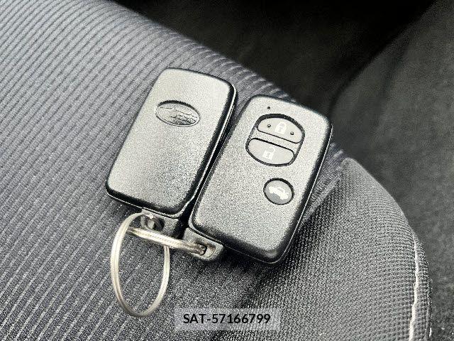 Subaru IMPREZA 2011-12 8036065-25