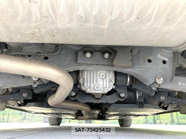 Subaru IMPREZA 2017-02 8074105-18