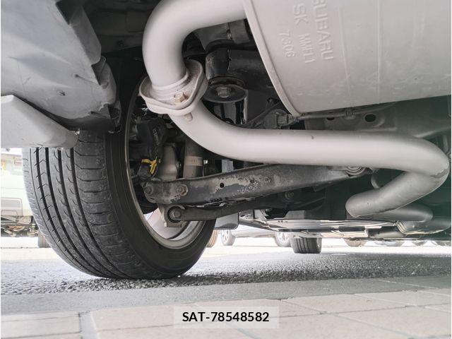 Subaru IMPREZA 2017-03 8099720-9