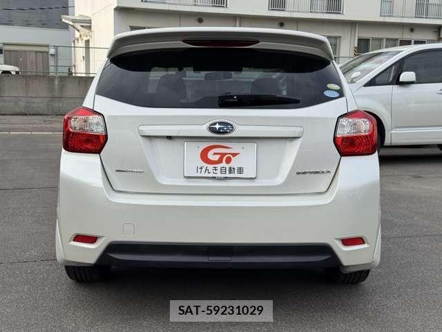 Subaru IMPREZA 2011-12 8130624-3