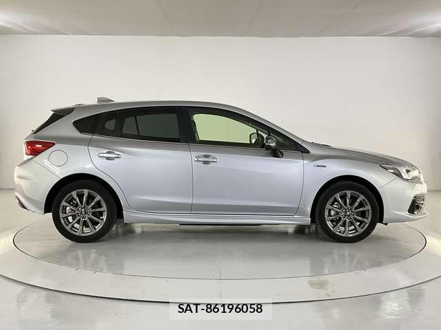 Subaru IMPREZA 2022-01 8158601-7