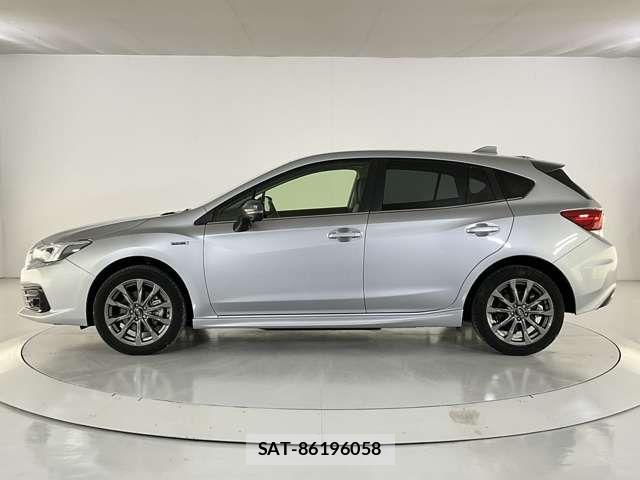 Subaru IMPREZA 2022-01 8158601-3