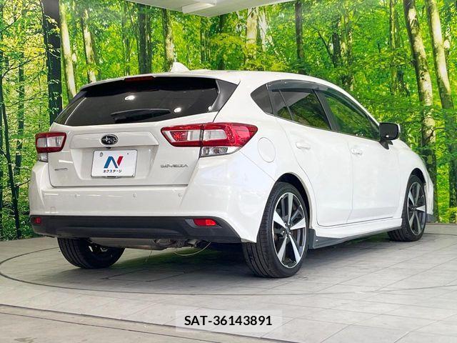Subaru IMPREZA 2017-10 8207959-16