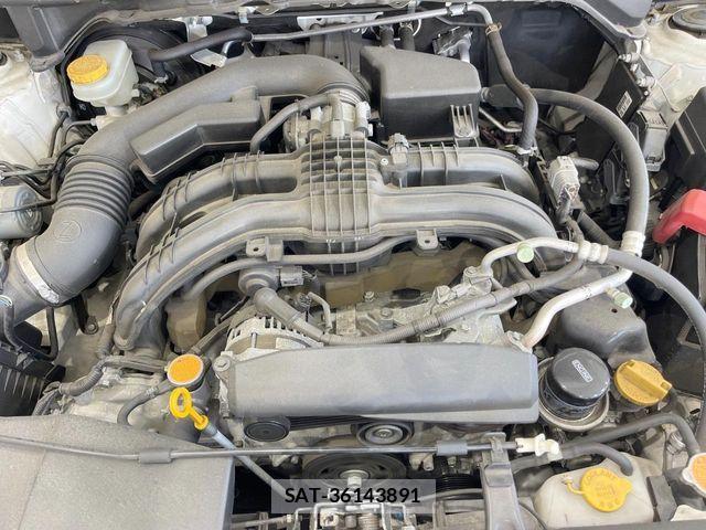Subaru IMPREZA 2017-10 8207959-17
