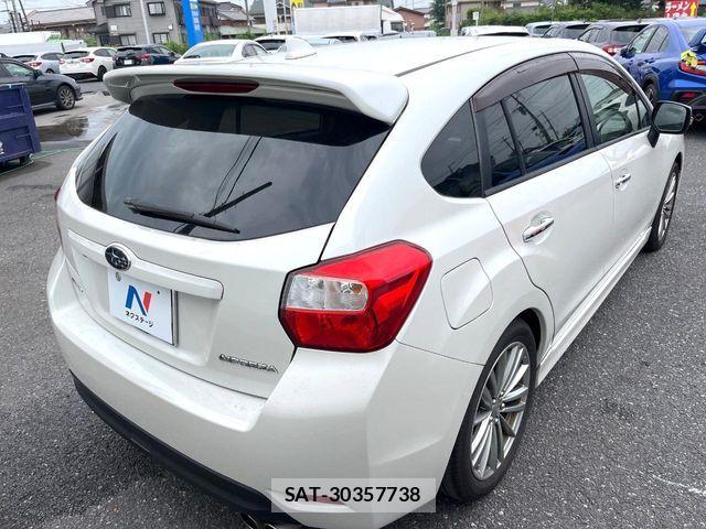 Subaru IMPREZA 2014-09 8207964-16