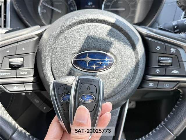 Subaru IMPREZA 2017-05 8207960-17