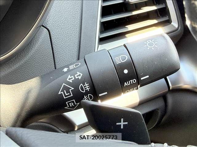 Subaru IMPREZA 2017-05 8207960-26