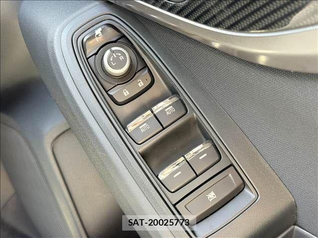 Subaru IMPREZA 2017-05 8207960-28