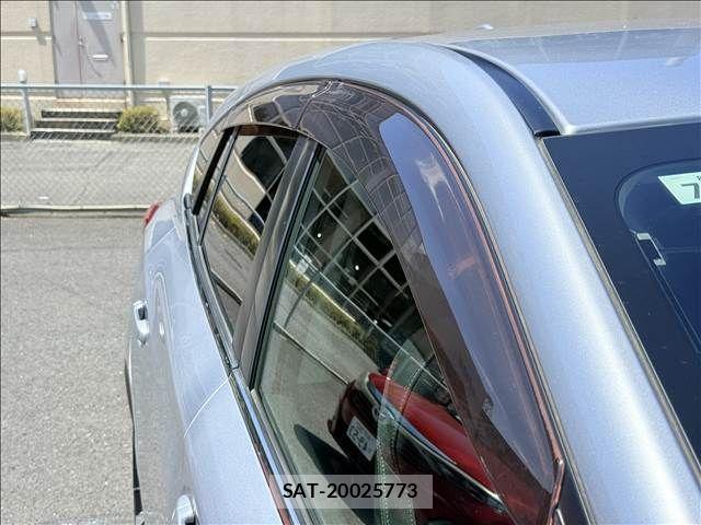 Subaru IMPREZA 2017-05 8207960-29