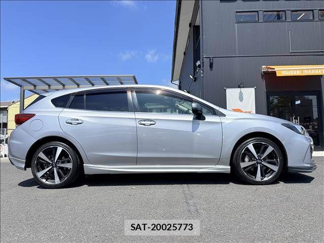 Subaru IMPREZA 2017-05 8207960-6