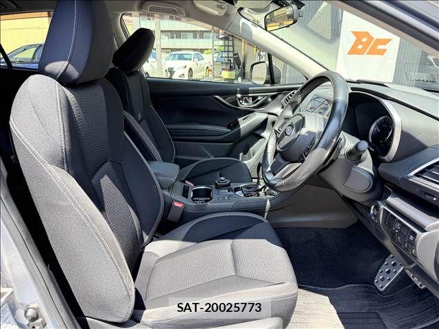 Subaru IMPREZA 2017-05 8207960-8