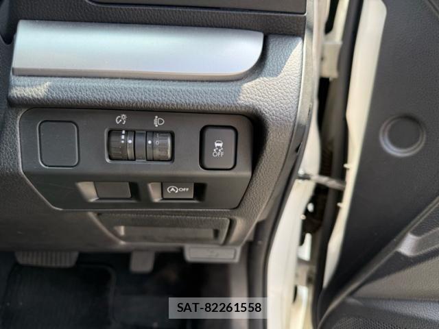 Subaru IMPREZA 2013-08 8207968-7