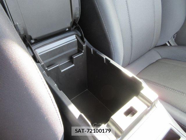 Subaru IMPREZA 2018-08 8207957-13