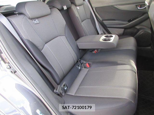 Subaru IMPREZA 2018-08 8207957-16