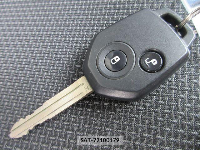Subaru IMPREZA 2018-08 8207957-7