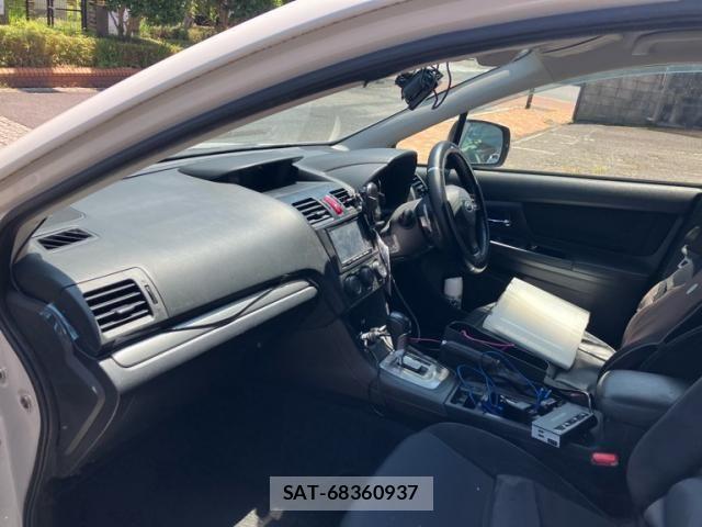 Subaru IMPREZA 2012-02 8230396-15