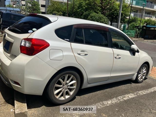 Subaru IMPREZA 2012-02 8230396-5