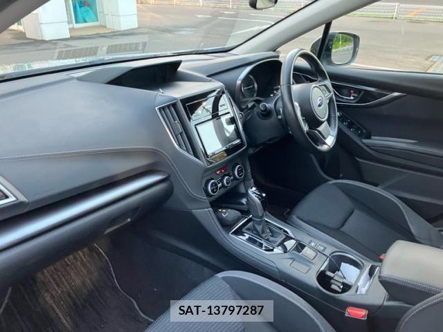 Subaru IMPREZA 2017-01 8230393-10