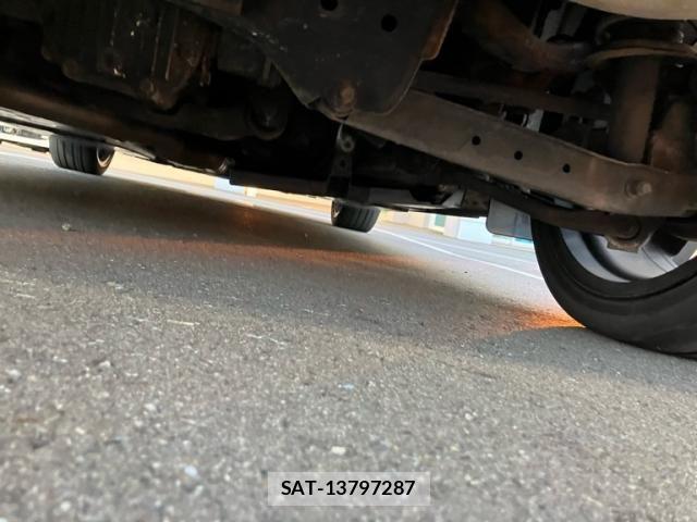 Subaru IMPREZA 2017-01 8230393-22