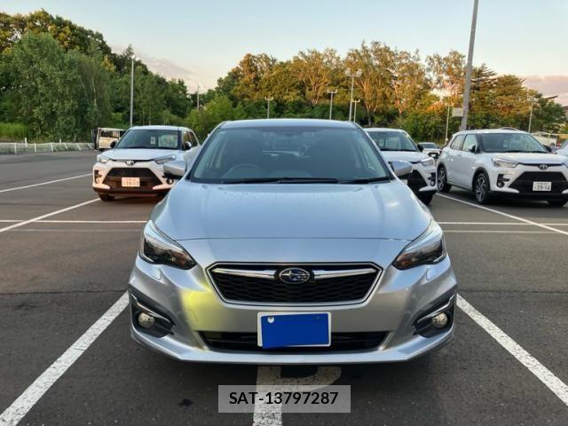 Subaru IMPREZA 2017-01 8230393-1