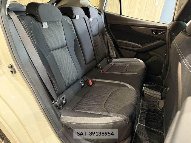 Subaru IMPREZA 2017-03 8230391-9