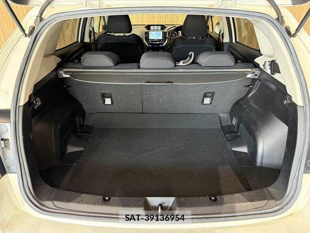 Subaru IMPREZA 2017-03 8230391-10