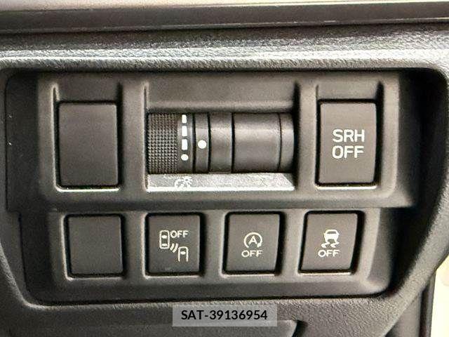 Subaru IMPREZA 2017-03 8230391-7