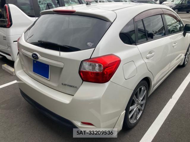 Subaru IMPREZA 2013-12 8245478-4